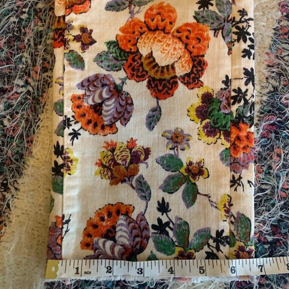 Anthropologie Pilcro Floral High Rise Cigarette Jeans -- Size 28 - Picture 5 of 8